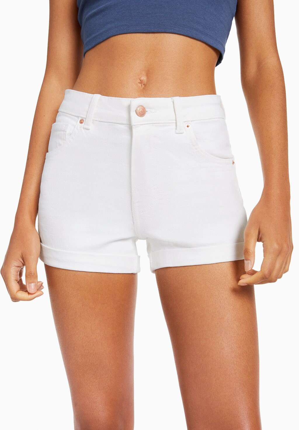 

Джинсовые шорты Bershka