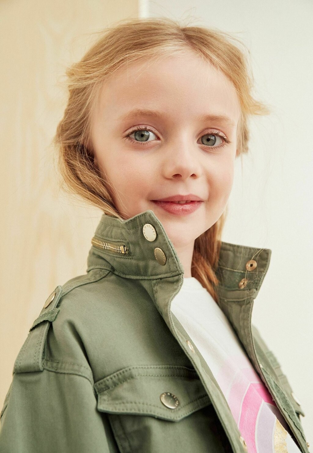 

Полупальто UTILITY Mint Velvet, цвет khaki
