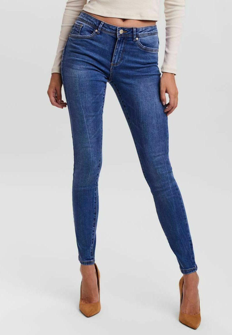 

Джинсы скинни Vero Moda, цвет medium blue denim