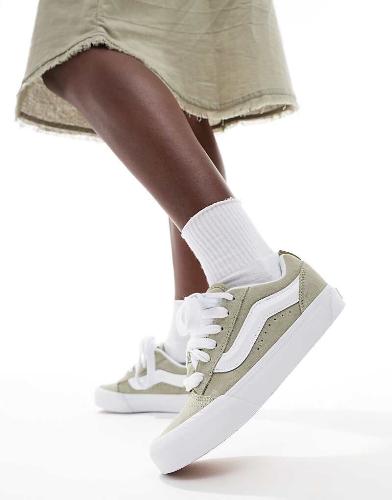 

Светло-бежевые массивные кроссовки Vans knu skool