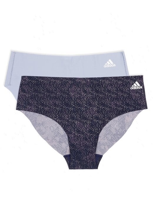 

Нахальный хипстер в трусиках Adidas Sportswear, мультиколор