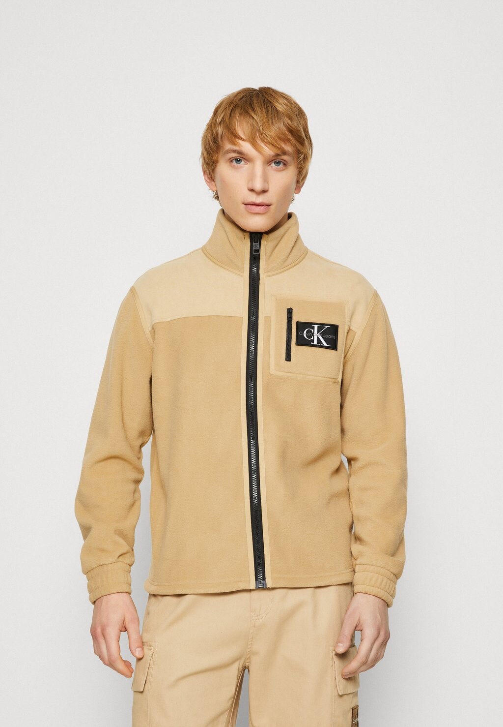

Куртка из флиса Calvin Klein Jeans