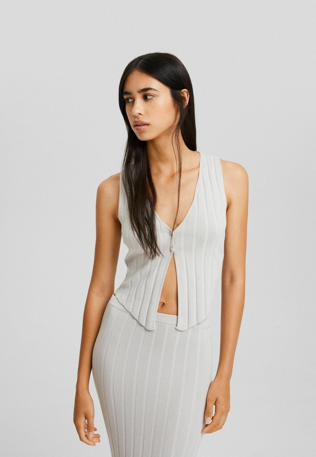 

Жилет Bershka
