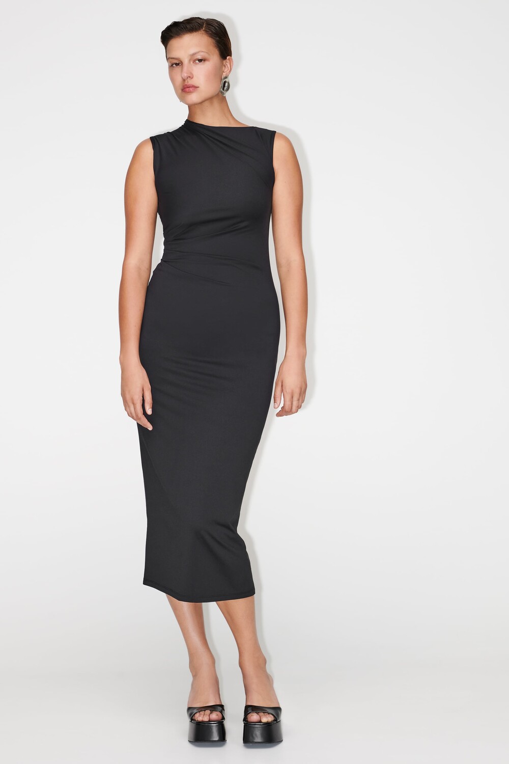 

Платье со складками на боках Zara, черный