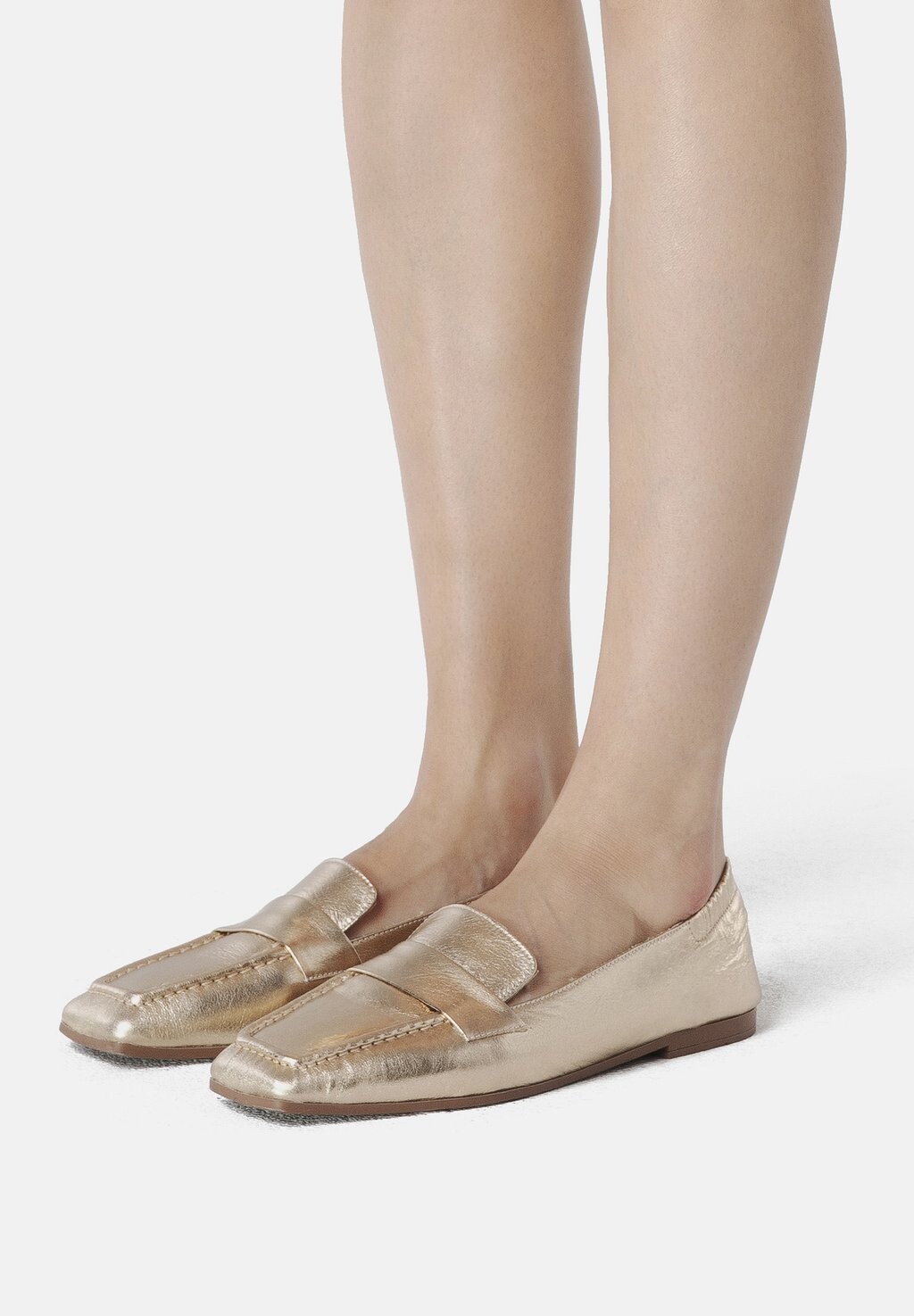 

Тапочки STELLAR STROLLS L37, цвет gold coloured