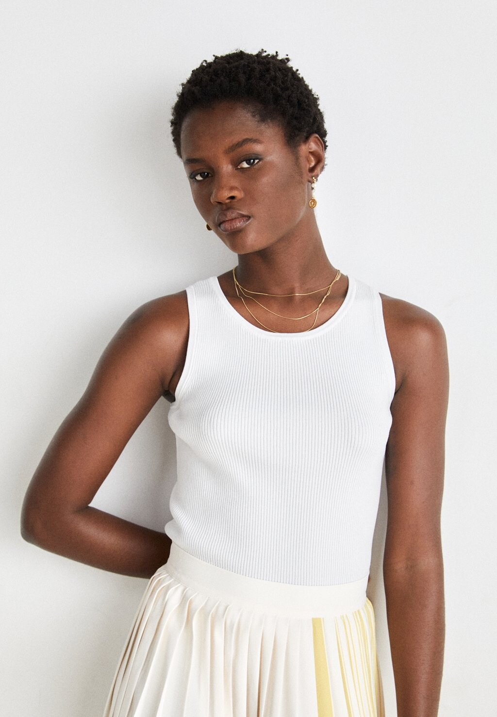 

Топ TANK WITH PATCH DKNY, белый
