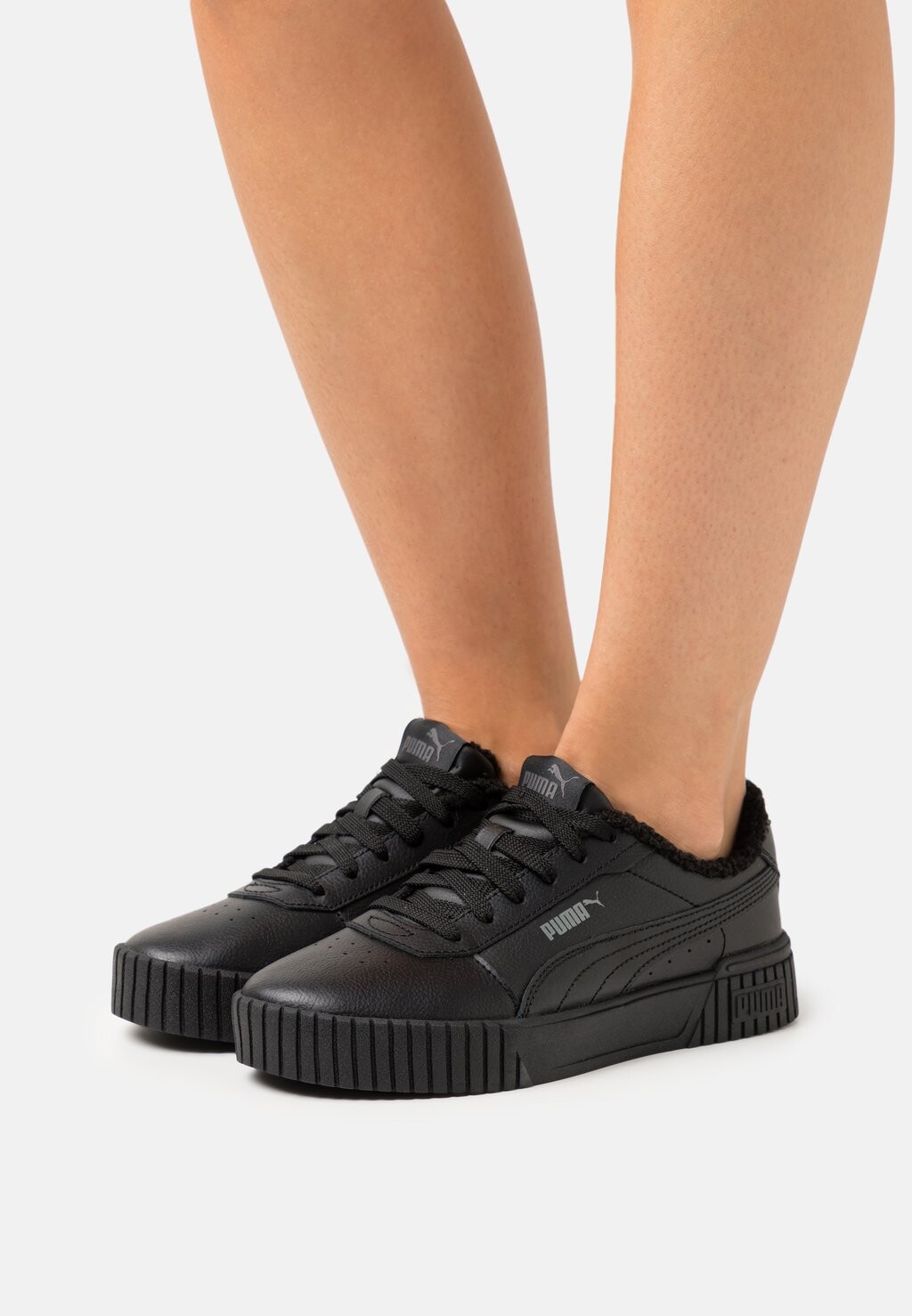 

Кроссовки Puma Carina 2.0 Wtr, черный / темно-серый