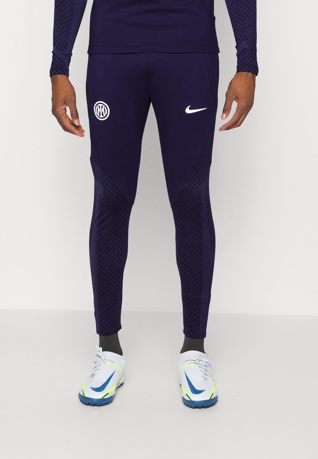 

Спортивные брюки Nike