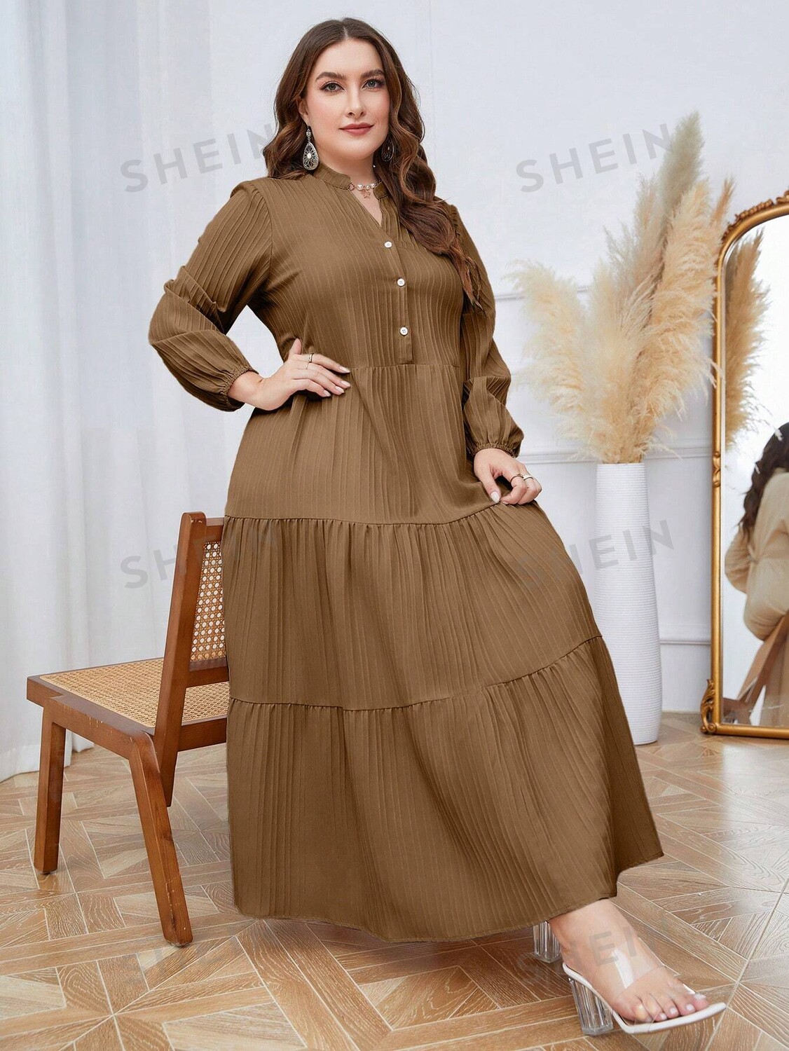 

Mulvari Женское платье больших размеров, Длинный рукав, рюши/рюши Shein, коричневый