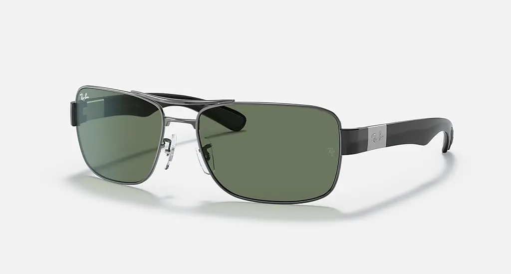 

Солнцезащитные очки Ray-Ban RB3522, зеленый