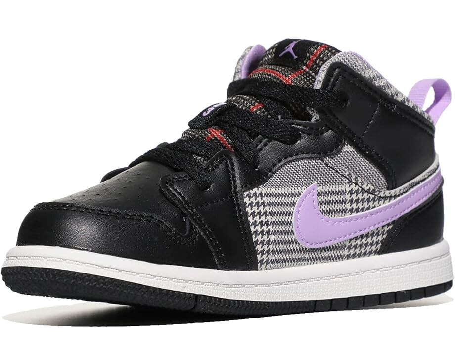 

Кроссовки Jordan Jordan 1 Mid, цвет Black/Lilac/White/Metallic Silver