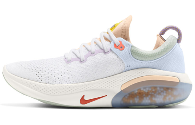 

Женские кроссовки Nike Joyride Run Белый/Magic Ember
