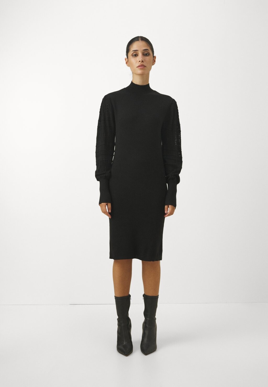 

Платье Vero Moda Petite VMFELIPA HIGHNECK DRESS, черный