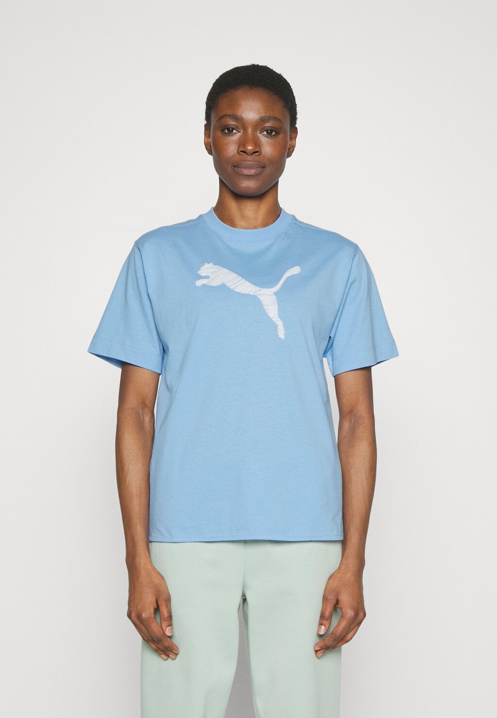 

Футболка с принтом Puma