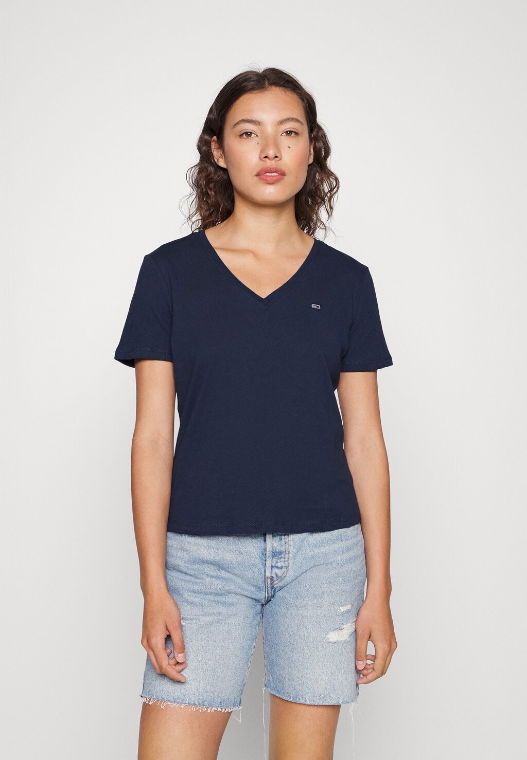 

Топ Tommy Jeans