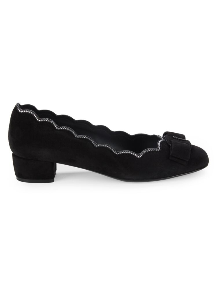 

Замшевые туфли Vara с декором и фестонами Ferragamo, черный