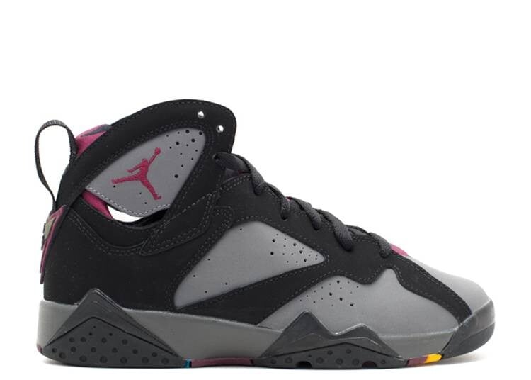 

Кроссовки AIR JORDAN 7 RETRO BG 'BORDEAUX' 2015, черный