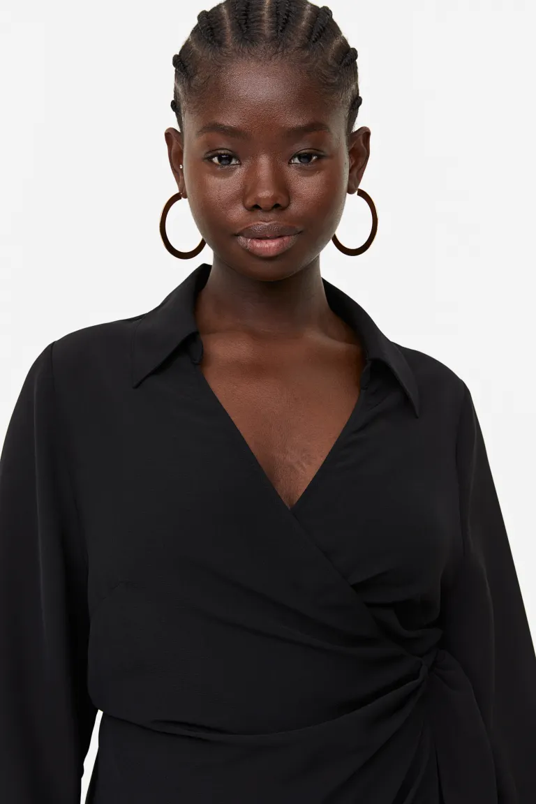 цена Платье из крепа с трансфером H&M, черный