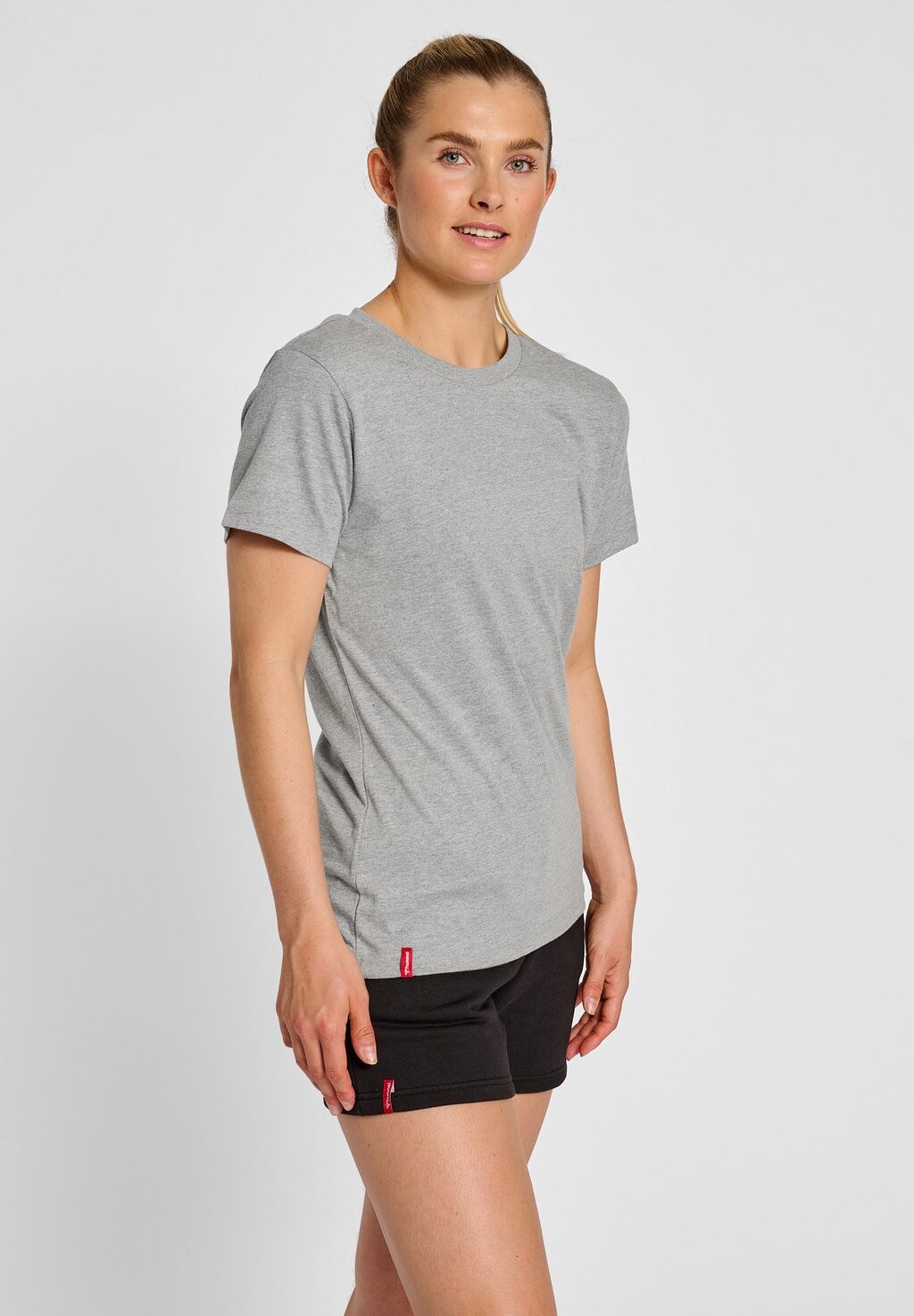 

Базовая футболка Hummel, серый меланж