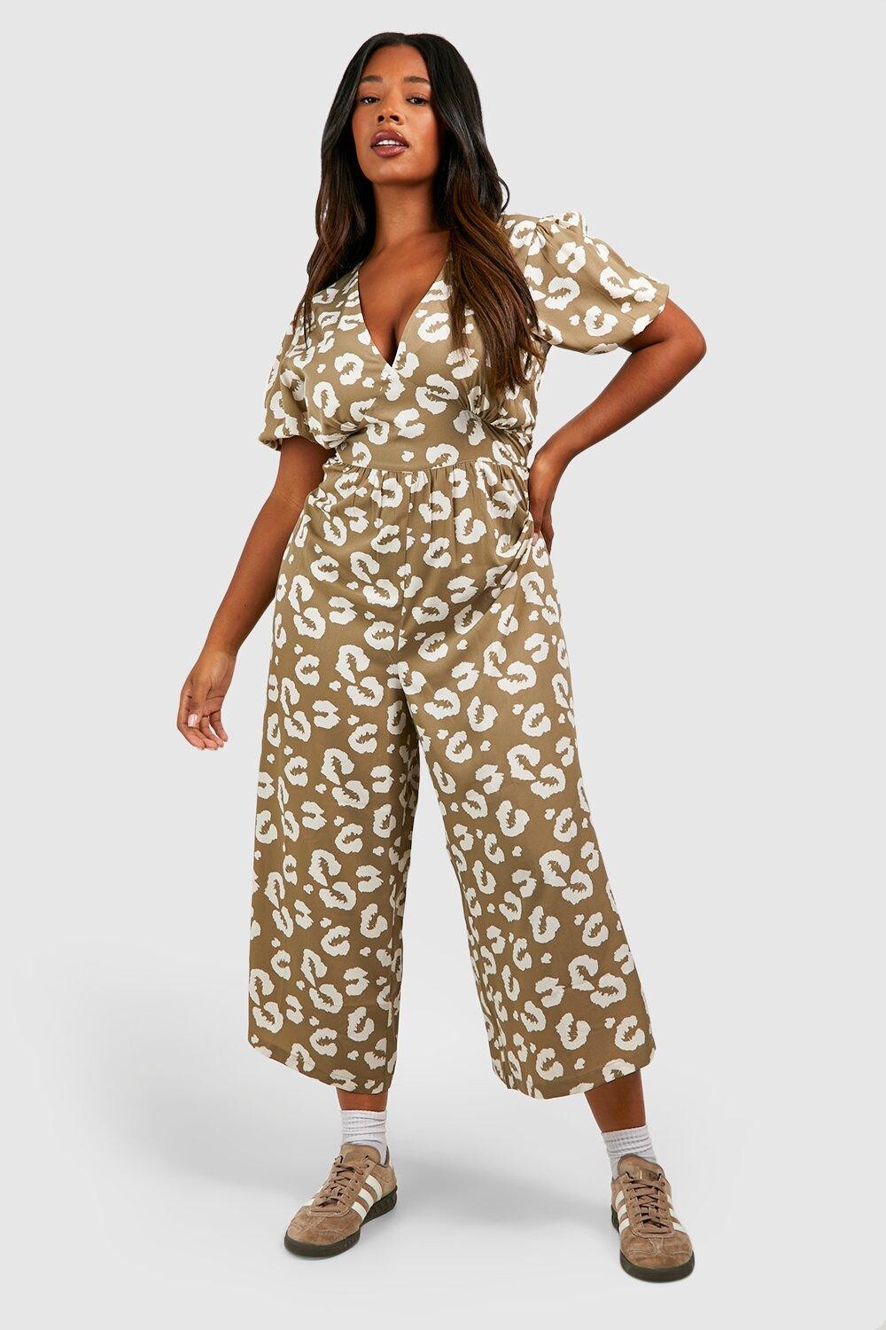 

Тканый комбинезон с рукавами plus animal Boohoo, шалфей