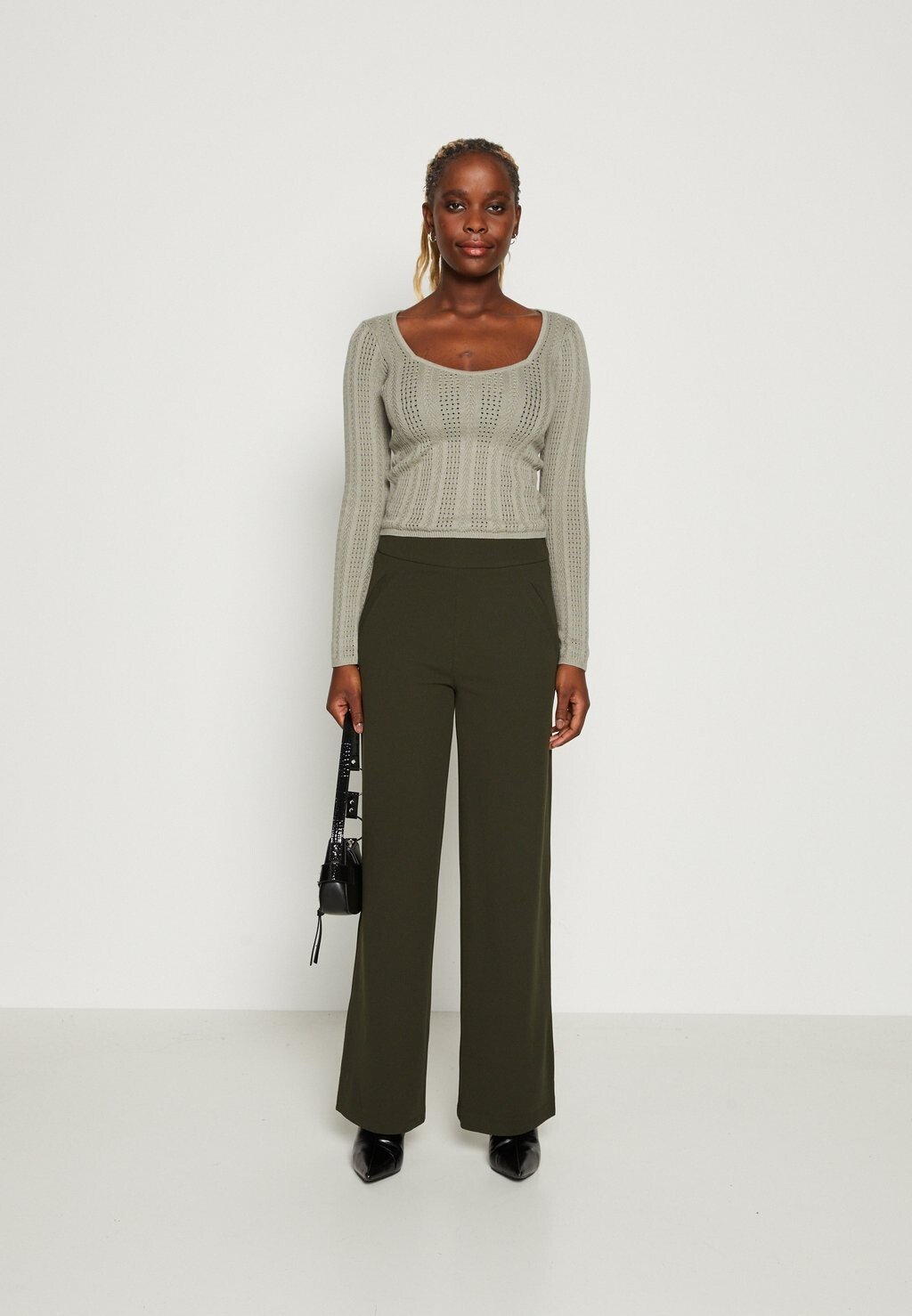 

Свитшот Hollister Co. SLIM FASHION, цвет shadow