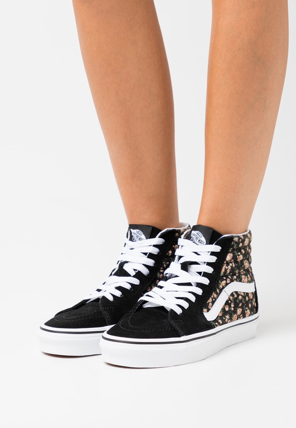 

Высокие кроссовки Vans, черно-белый