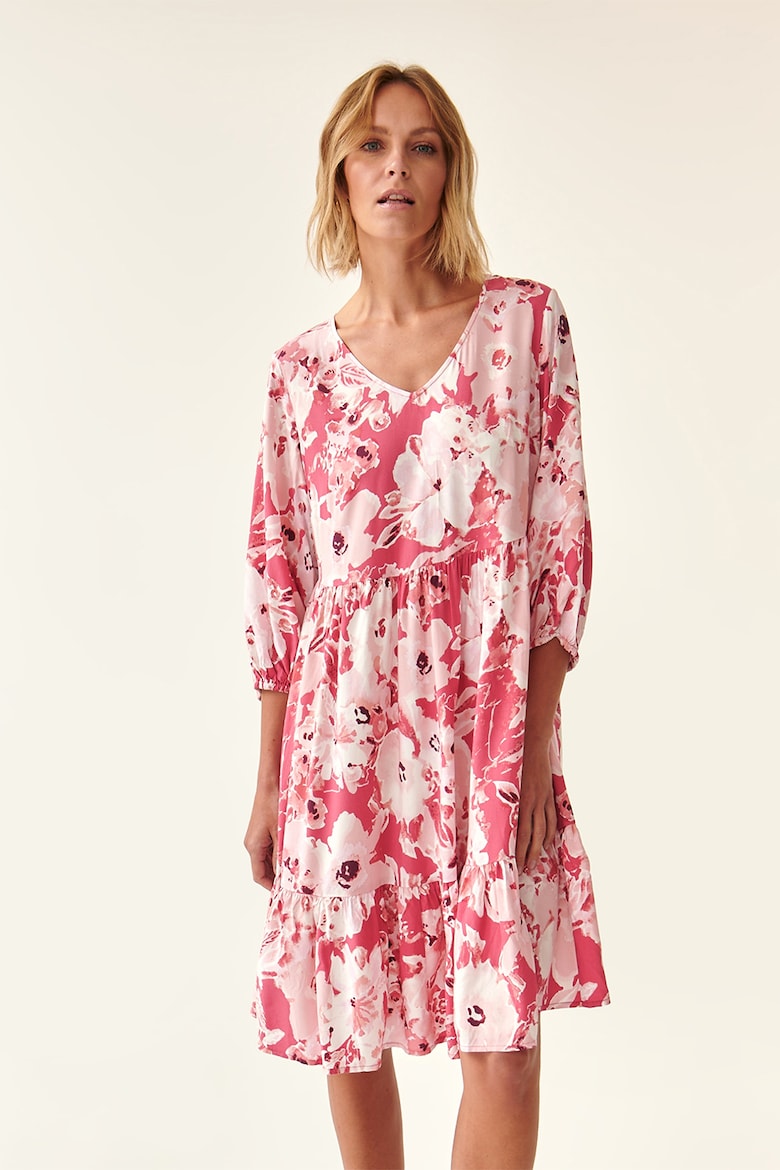 Короткое платье с цветочным принтом Tatuum, розовый платье короткое с тропическим принтом 48 розовый