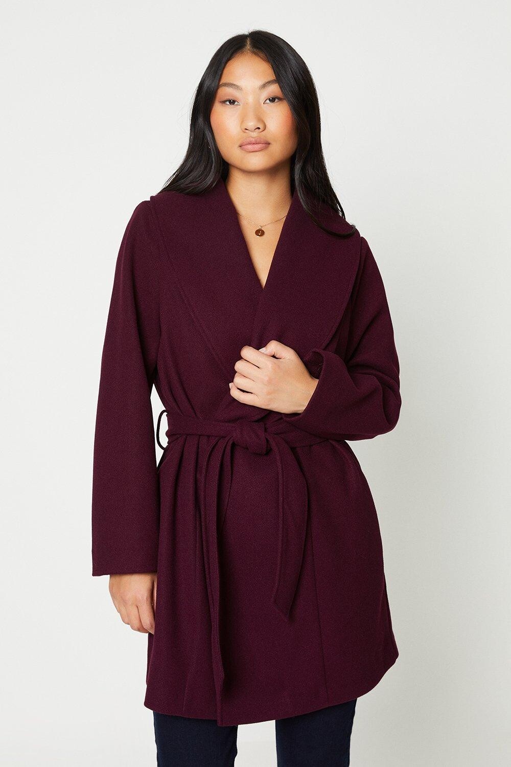 

Миниатюрное короткое пальто с запахом Dorothy Perkins, красный