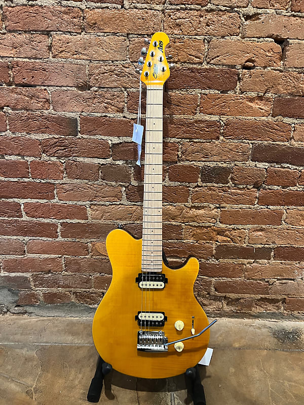 

Электрогитара Sterling Sterling Axis Flame Maple Electric Guitar - Trans Gold