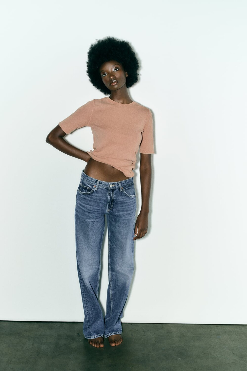 

Футболка из выцветшего хлопка ZARA, бежевый
