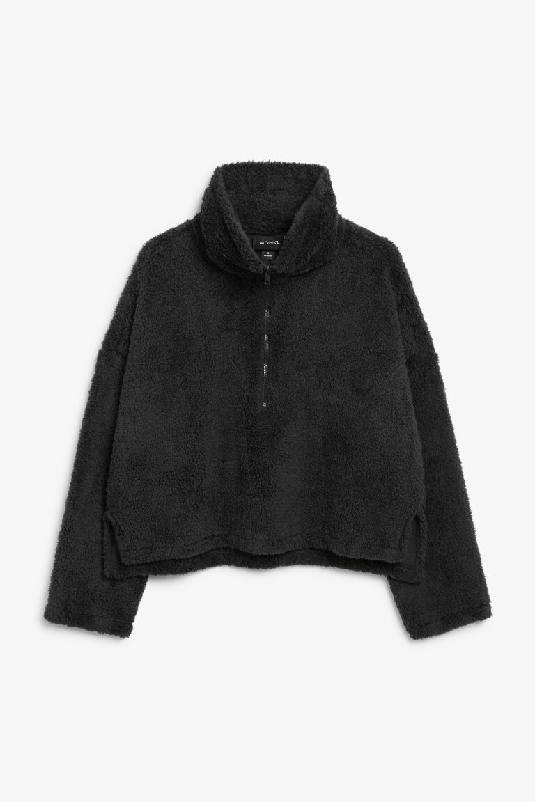 

Свитер из искусственного флиса с короткой молнией Monki