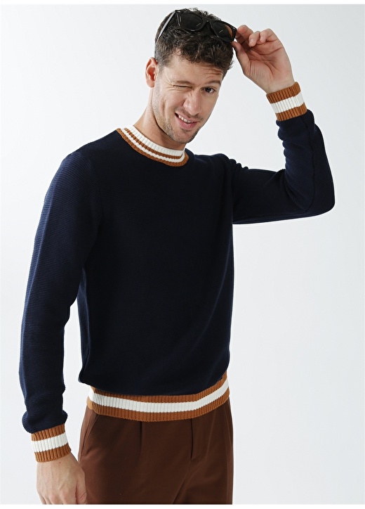 Мужской свитер обычного кроя с круглым вырезом Fabrika Comfort