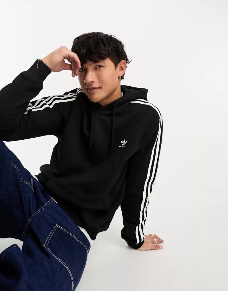 

Черная худи adidas Originals adicolor