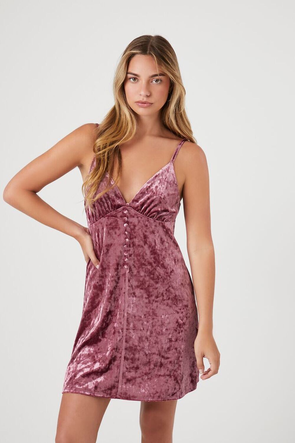 

Бархатное мини-платье с V-образным вырезом Forever 21, мерло