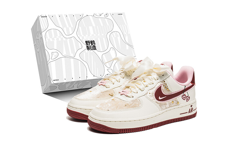 

Женские кроссовки для скейтбординга Nike Air Force 1