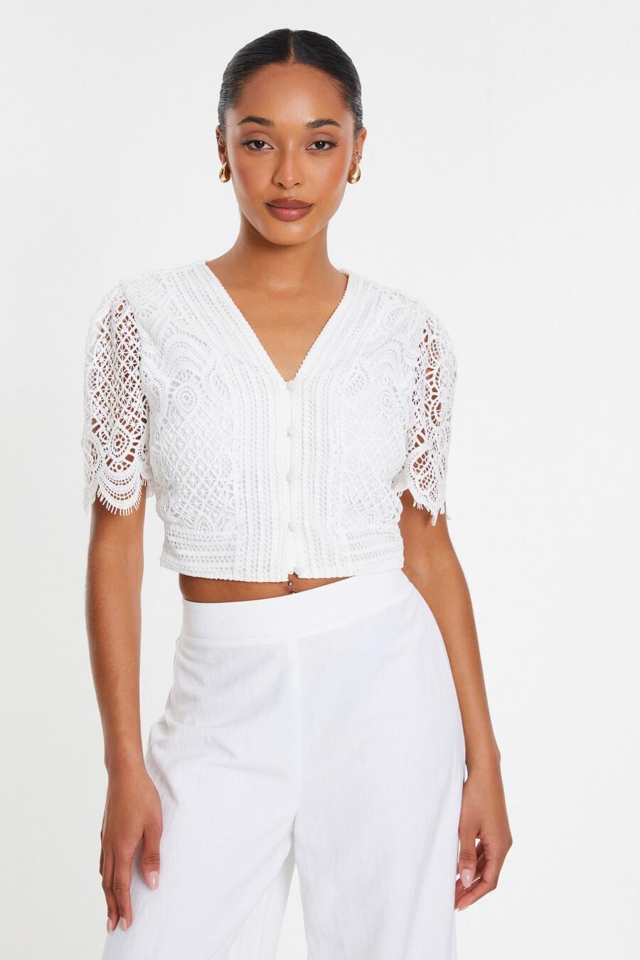 

Белый топ из кружева крючком QUIZ Clothing