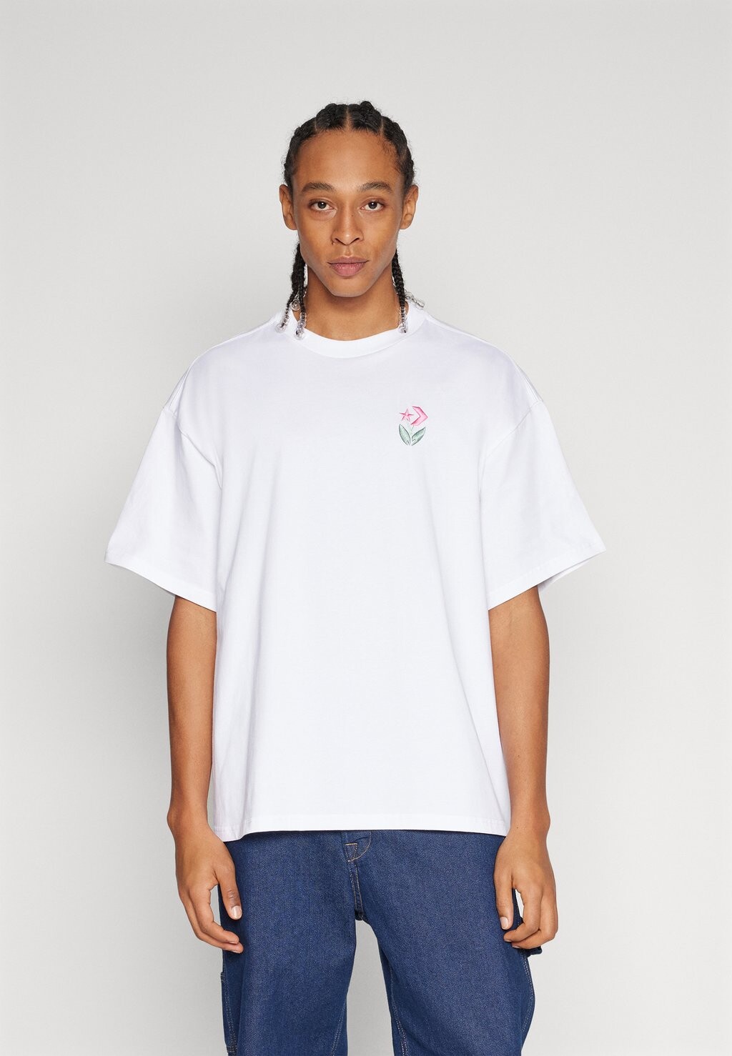 

Футболка с принтом STAR FLOWER TEE UNISEX Converse, цвет white