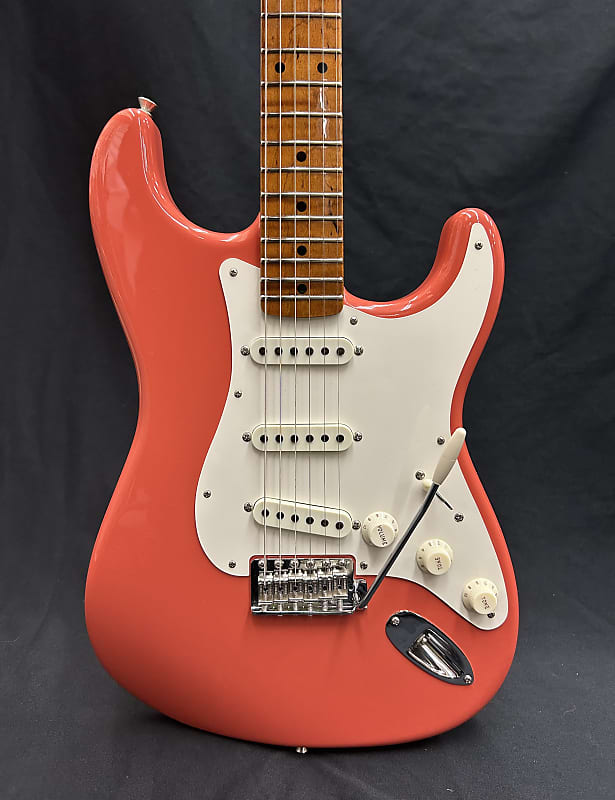 

Электрогитара Fender Custom Shop Limited Edition Roasted 50’s Stratocaster Deluxe Closet Classic - Faded Aged Tahitian Coral