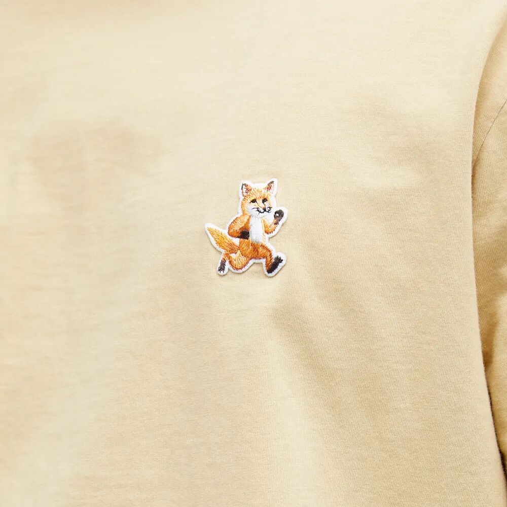Maison Kitsune Комфортная футболка Speedy Fox с нашивкой из лисы