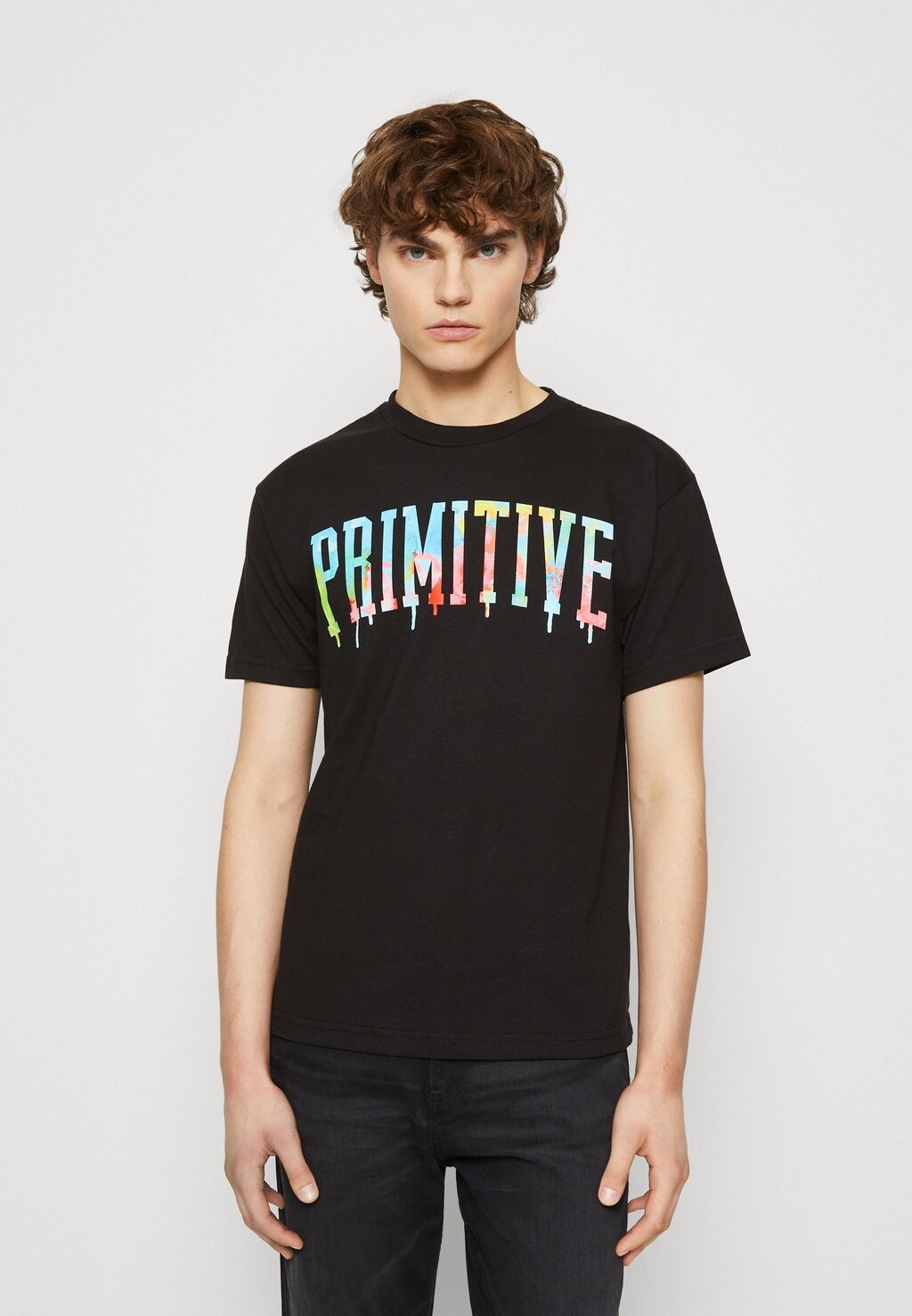 

Футболка с принтом Primitive, черный