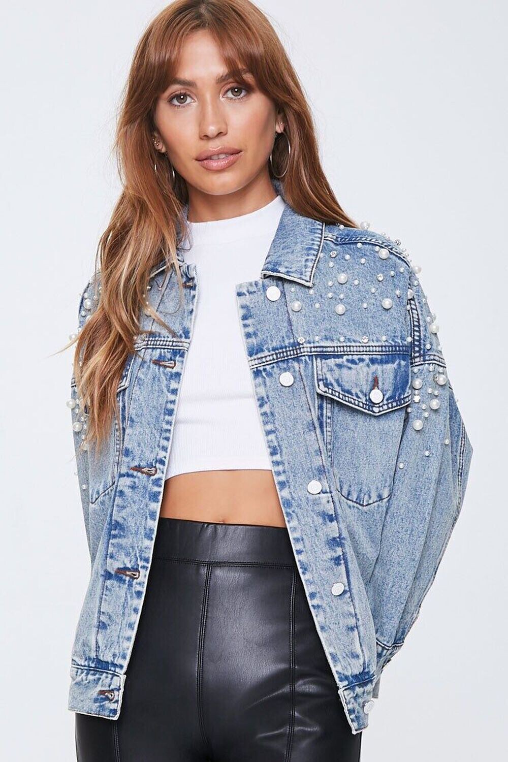

Джинсовая куртка с искусственным жемчугом Forever 21, деним