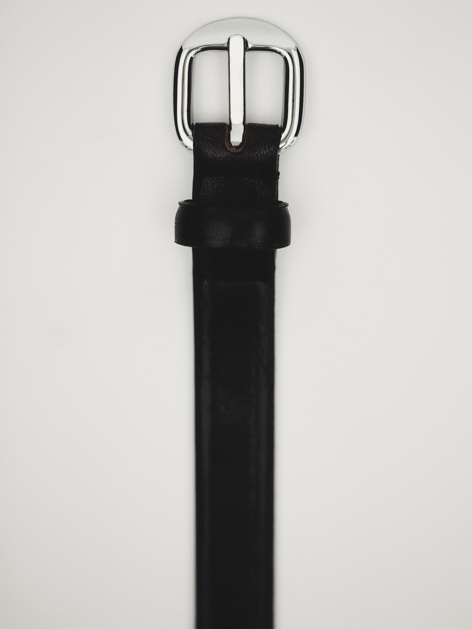 Кожаный ремень с круглой пряжкой Massimo Dutti, коричневый