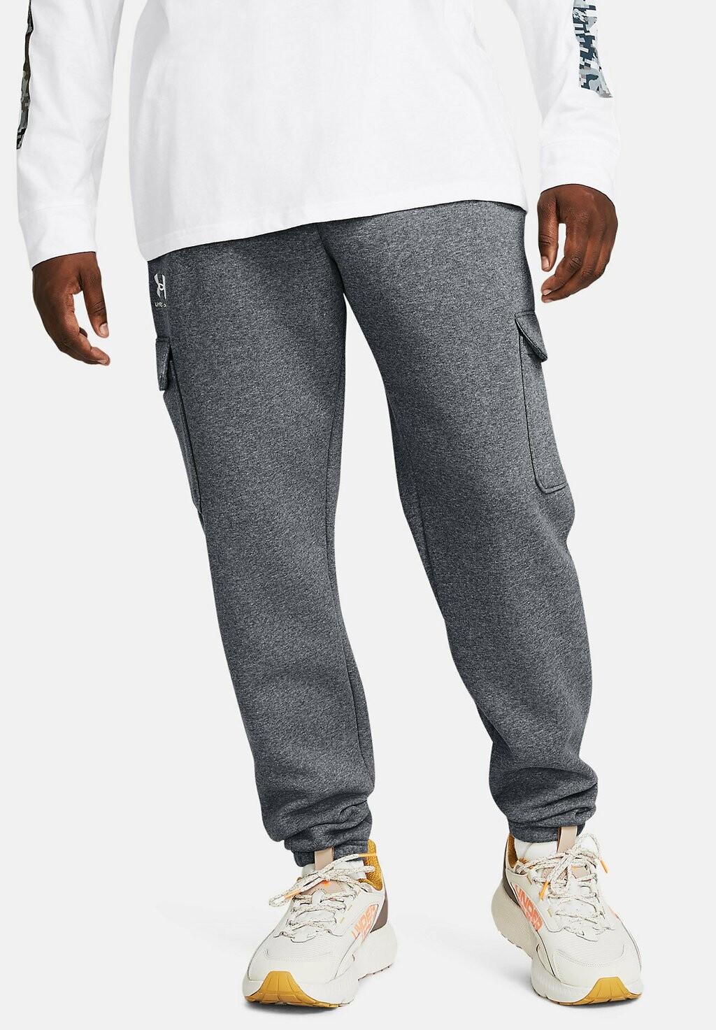 

Брюки ESSENTIAL Under Armour, темно-серый средний вереск