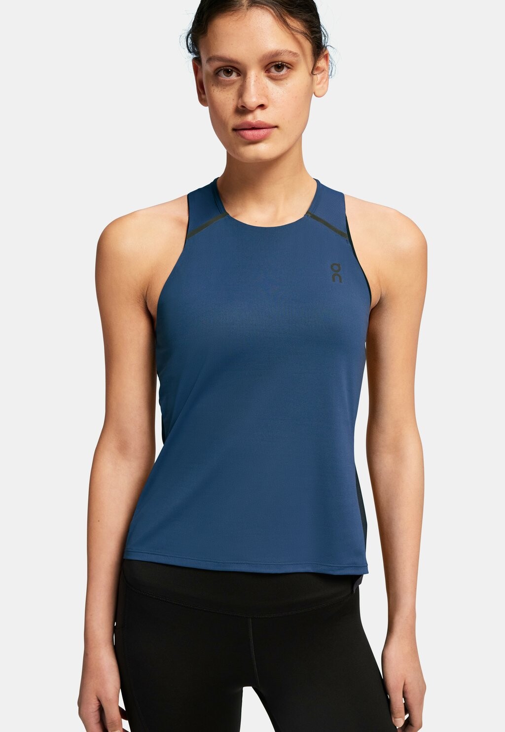 

Топ PERFORMANCE TANK On, цвет denim navy