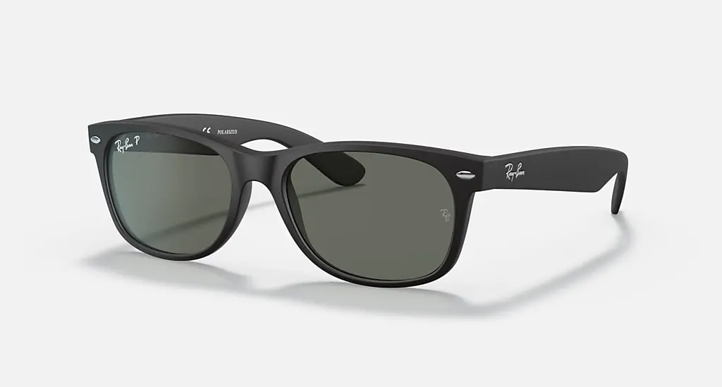

Солнцезащитные очки Ray-Ban NEW WAYFARER CLASSIC, зеленый