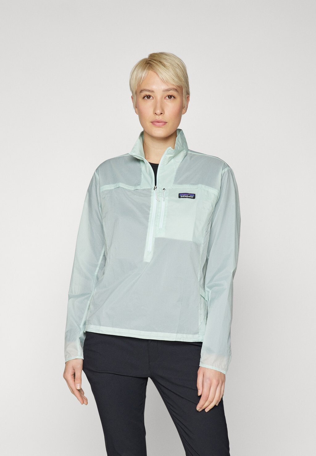 Ветровка HOUDINI STASH ZIP Patagonia, цвет wispy green ветровка houdini stash zip patagonia цвет subtidal blue