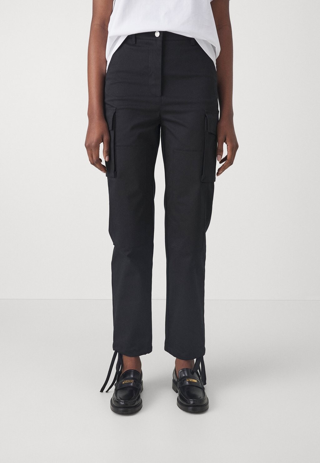 

Брюки карго TROUSERS MOSCHINO JEANS, черный
