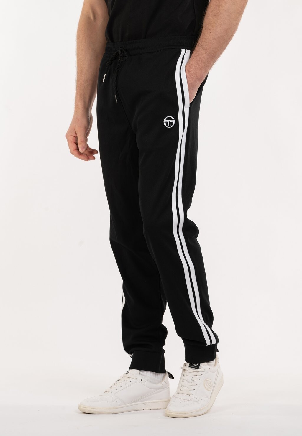 

Спортивные брюки Sergio Tacchini, черный