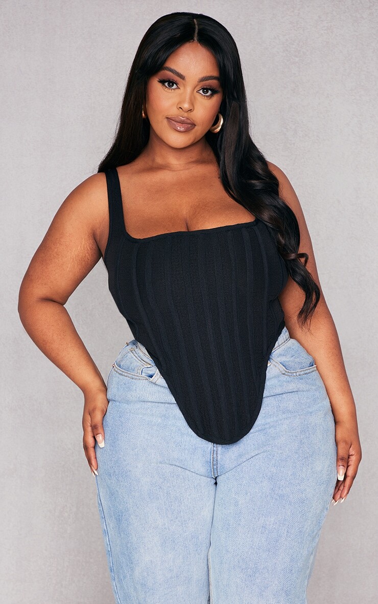 

PrettyLittleThing Черный текстурированный корсетный топ на косточке Plus