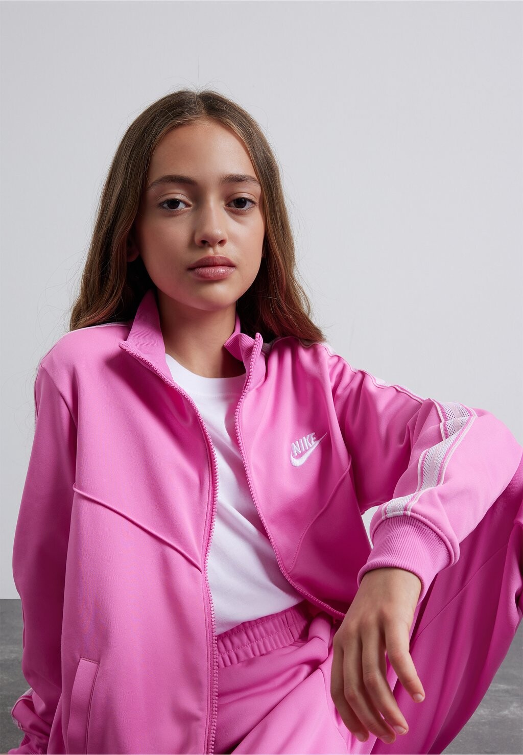 

Куртка тренировочная UNISEX SET Nike Sportswear, цвет playful pink/white